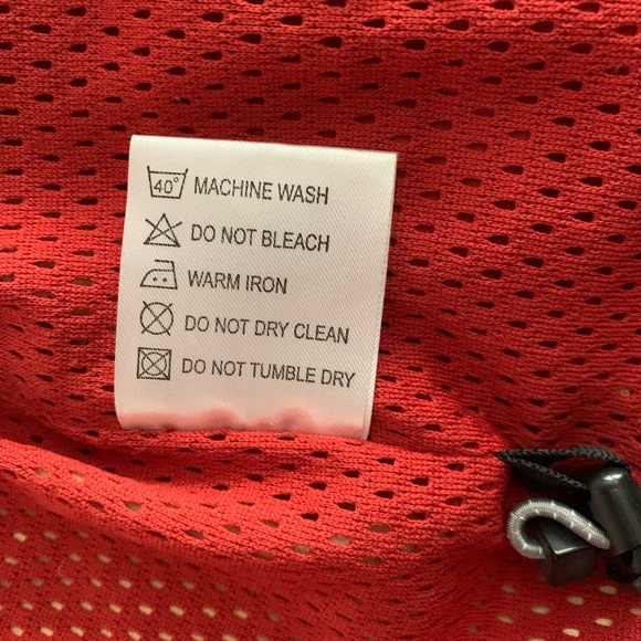 Men’s Outventure Red Hooded Jacket US Small - Picture 7 of 7